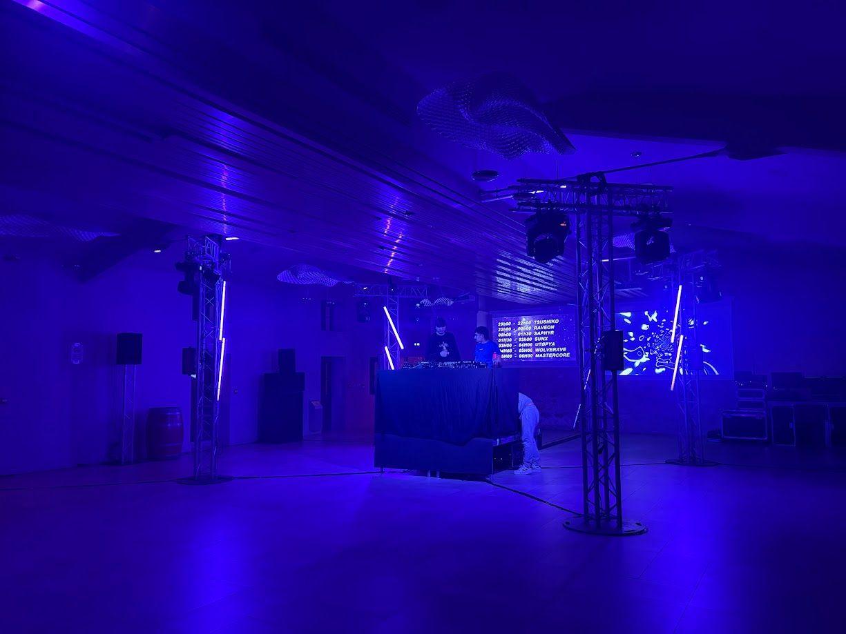 Mainstage en bleu